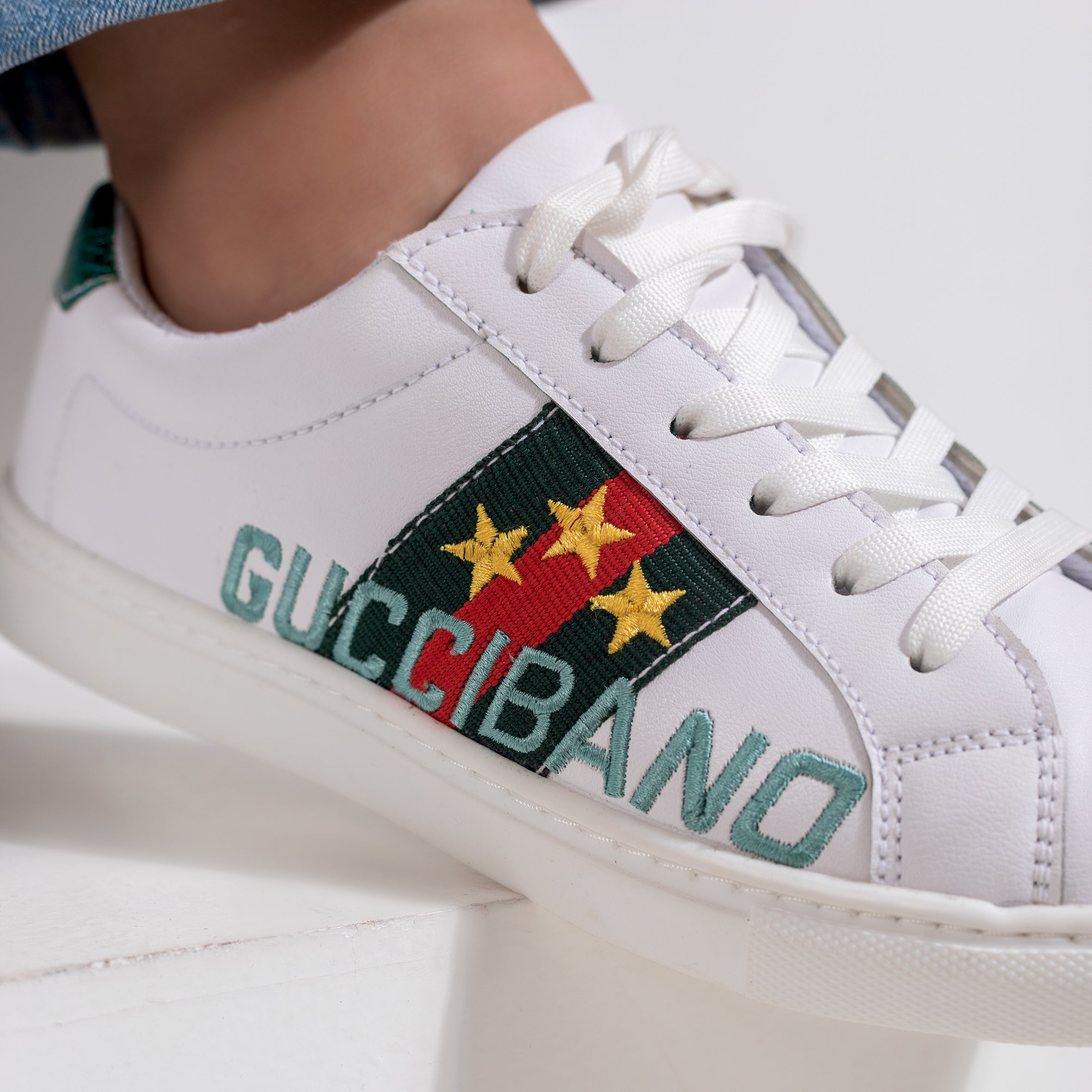 Women’s Sneakers Gucci Embro