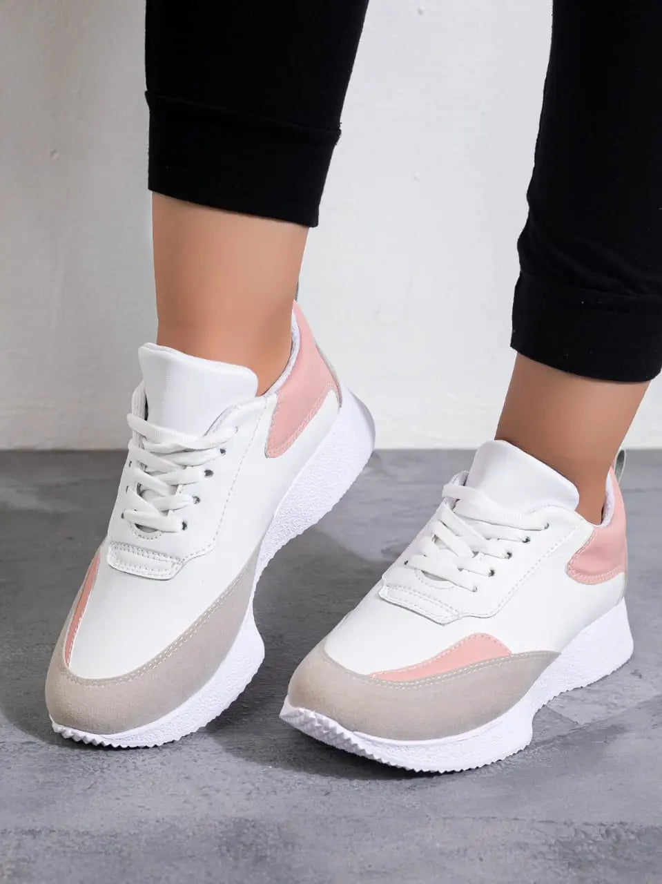 Women’s running shoes code sp